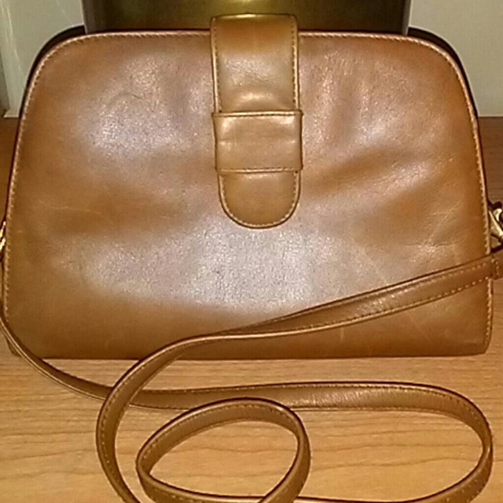 Liz Claiborne Pocket book